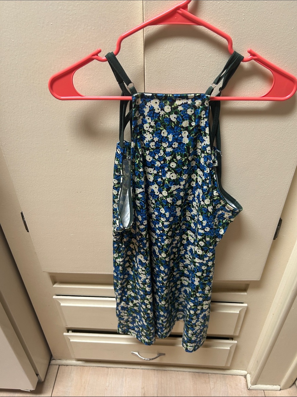 Floral Blue and White Sleeveless Tank Top